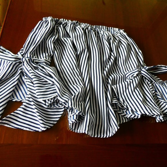 Top - Picture 4 of 6